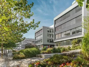 Pronájem kanceláře, Praha - Stodůlky, náměstí Junkových, 500 m2