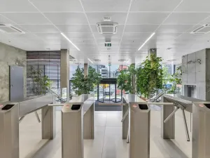 Pronájem kanceláře, Praha - Stodůlky, náměstí Junkových, 1500 m2