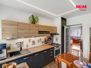 Prodej bytu 2+1, Králův Dvůr - Karlova Huť, Na Louce, 68 m2