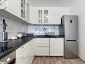 Pronájem bytu 3+kk, Praha - Strašnice, Zvěřinova, 103 m2