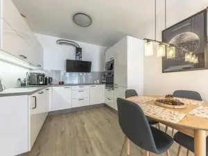 Prodej bytu 2+kk, Praha - Hostavice, U Hostavického potoka, 50 m2