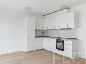 Pronájem bytu 1+kk, Praha - Košíře, Naskové, 32 m2