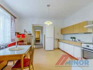 Prodej rodinného domu, Řisuty, 190 m2