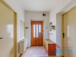 Prodej rodinného domu, Řisuty, 190 m2