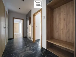 Prodej bytu 4+kk, Karlovy Vary, Šumavská, 171 m2