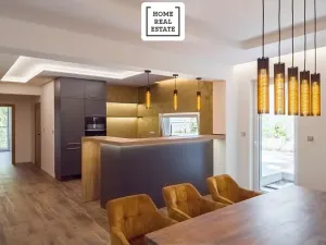 Prodej bytu 3+kk, Karlovy Vary, Šumavská, 171 m2