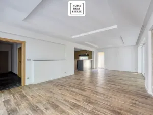 Prodej bytu 3+kk, Karlovy Vary, Šumavská, 171 m2