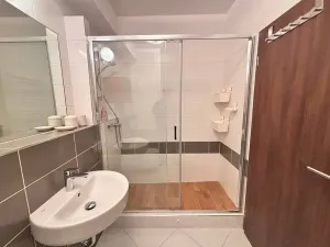 Pronájem bytu 1+kk, Praha - Stodůlky, Svitákova, 30 m2