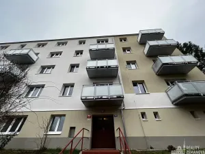 Pronájem bytu 3+1, Praha - Podolí, Dvorecká, 68 m2