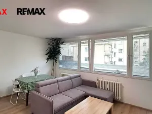 Pronájem bytu 3+1, Praha - Košíře, Plzeňská, 76 m2