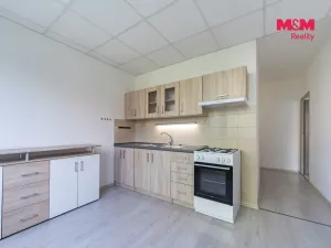 Prodej bytu 2+1, Karlovy Vary, Úvalská, 63 m2