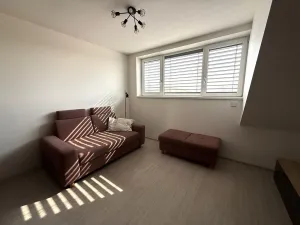Pronájem bytu 2+kk, Brno - Židenice, Letní, 56 m2