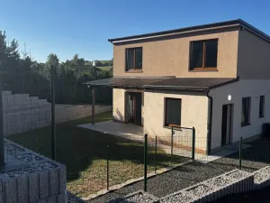 Pronájem rodinného domu, Nová Ves nad Popelkou, 78 m2