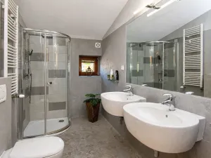 Prodej rodinného domu, Praha - Lipence, Pod Lečí, 258 m2
