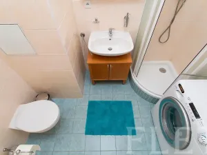 Pronájem bytu 2+kk, Praha - Nusle, Kloboučnická, 56 m2