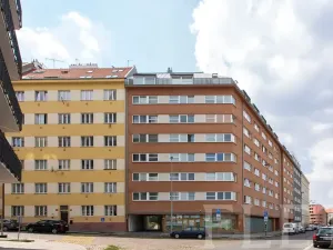 Pronájem bytu 2+kk, Praha - Nusle, Kloboučnická, 56 m2