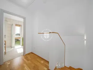 Prodej rodinného domu, Praha - Kolovraty, 120 m2