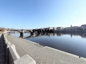 Pronájem bytu 3+1, Praha - Smíchov, Hořejší nábřeží, 94 m2