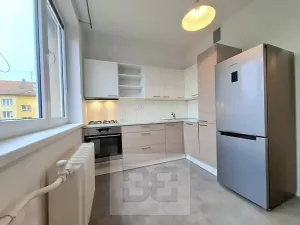 Pronájem bytu 2+1, Pardubice, Devotyho, 58 m2