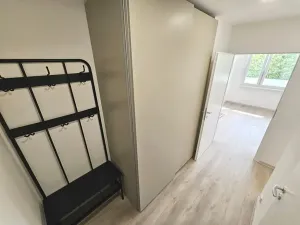 Pronájem bytu 2+kk, Praha - Hostivař, Sáňkařská, 40 m2