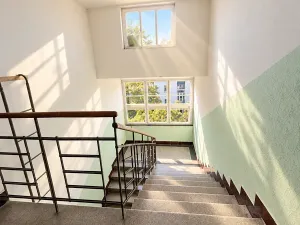 Pronájem bytu 1+kk, Praha - Vršovice, K louži, 32 m2