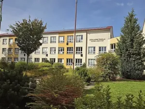 Prodej bytu 2+kk, Rožmitál pod Třemšínem, Komenského, 50 m2
