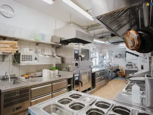 Prodej restaurace, Deštné v Orlických horách, 751 m2