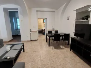 Prodej bytu 3+1, Teplice, U Hadích lázní, 74 m2