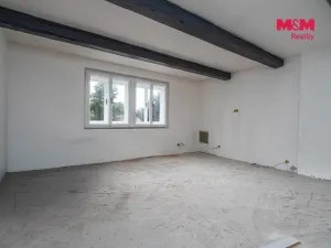 Prodej chalupy, Lužná, Masarykovo nám., 165 m2