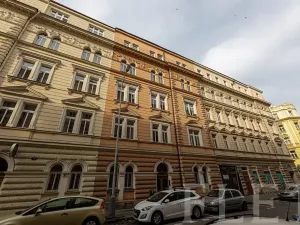 Pronájem bytu 3+1, Praha - Smíchov, Tomáškova, 117 m2