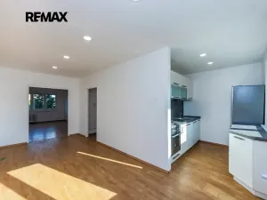 Pronájem bytu 3+1, Praha - Záběhlice, Bělčická, 74 m2