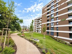 Pronájem bytu 2+kk, Praha - Černý Most, Arnošta Valenty, 41 m2