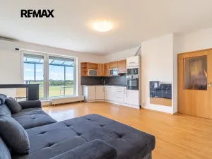 Prodej bytu 2+kk, Hostivice, Žitná, 52 m2