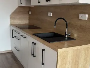 Pronájem bytu 2+kk, Kladno, Na růžovém poli, 47 m2