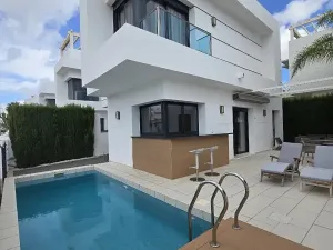 Prodej rodinného domu, Cardedeu, Španělsko, 144 m2
