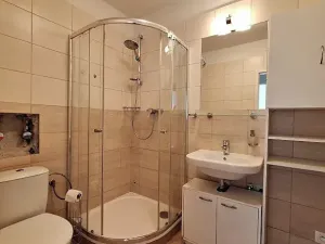 Pronájem bytu 2+1, Praha - Smíchov, Podbělohorská, 42 m2
