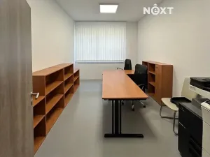 Pronájem skladu, České Budějovice, Novohradská, 445 m2