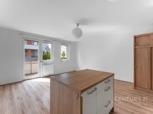 Prodej bytu 1+kk, Praha - Háje, Loosova, 34 m2
