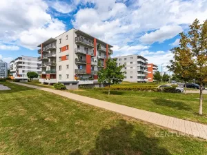 Prodej bytu 1+kk, Praha - Háje, Loosova, 34 m2