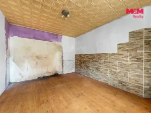 Prodej bytu 1+1, Povrly, Školní, 43 m2