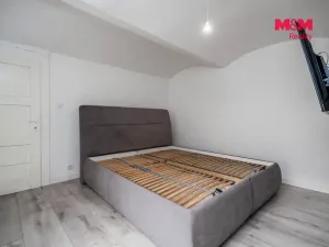 Prodej chalupy, Lužná, Masarykovo nám., 165 m2
