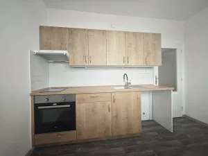 Pronájem bytu 1+1, Vsetín, Bratří Hlaviců, 32 m2