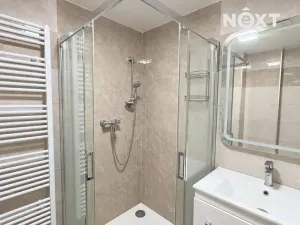 Pronájem bytu 3+kk, České Budějovice, Stradonická, 69 m2