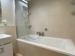 Pronájem bytu 3+kk, Praha - Holešovice, Komunardů, 100 m2