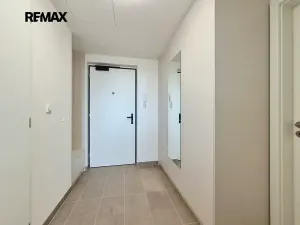 Pronájem bytu 2+kk, Praha - Kamýk, Zimova, 58 m2