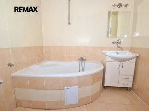 Pronájem bytu 2+kk, Plzeň, Husova, 56 m2