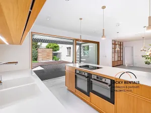 Prodej vícegeneračního domu, Praha - Řeporyje, Bílovská, 195 m2