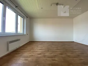 Prodej bytu 3+1, Březí, Nová, 72 m2