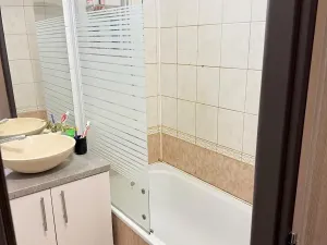 Pronájem bytu 2+kk, Milenov, 58 m2
