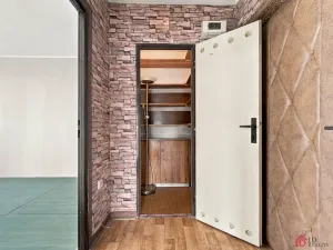 Prodej bytu 2+1, Pardubice - Zelené Předměstí, nábřeží Závodu míru, 53 m2
